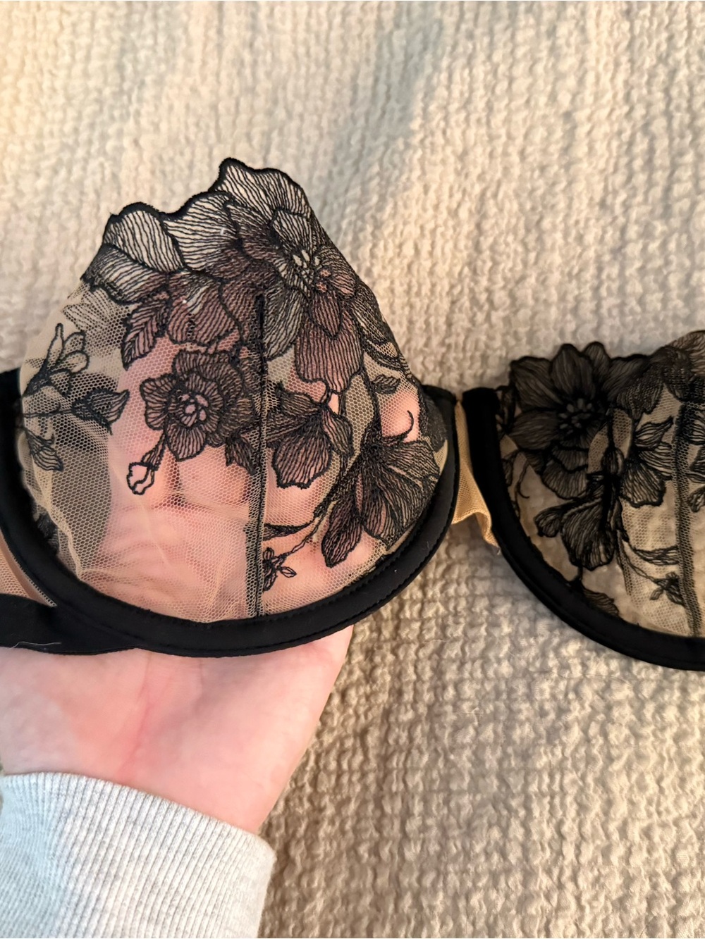 H&M Sheer Lace Underwire Bra Trio - White, Black & Red - Picture 3 of 5
